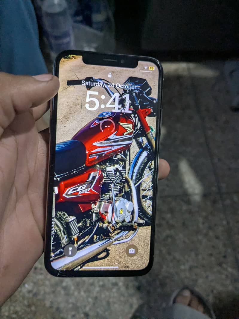 Apple iPhone X 5