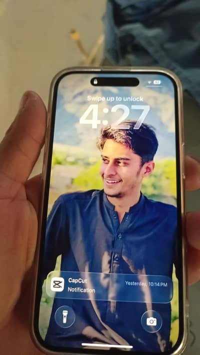 Apple iPhone 15