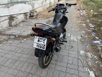 Ybr 125 2023 model