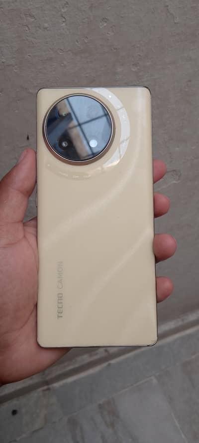 Tecno CAMON 30S