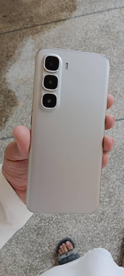 INFINIX HOT 60 PRO PLUS