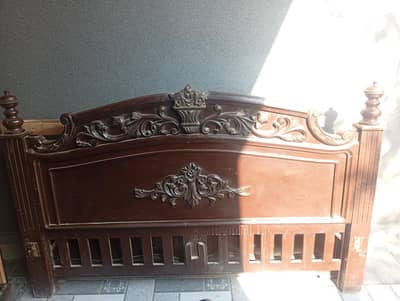 bed with matress