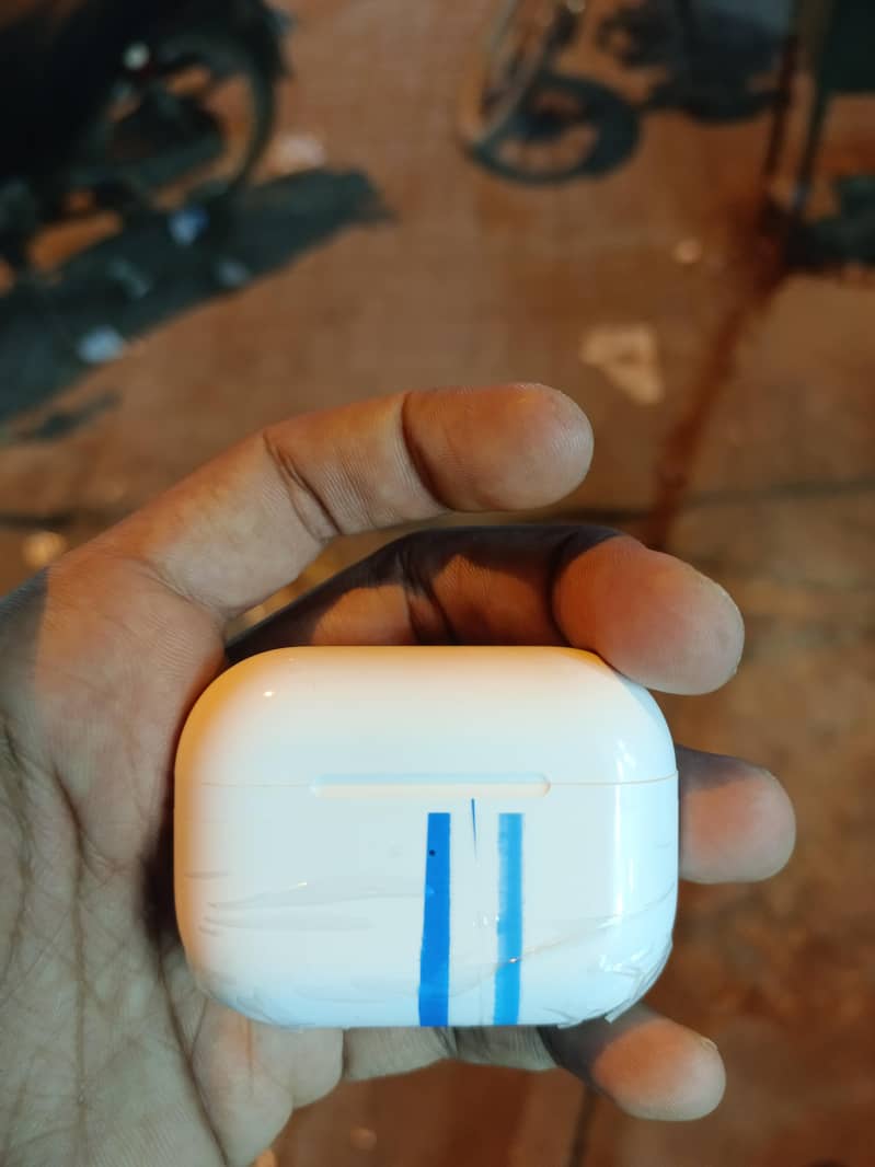 Airpods 0
