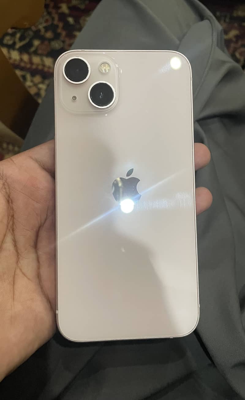 Apple iPhone 13 0