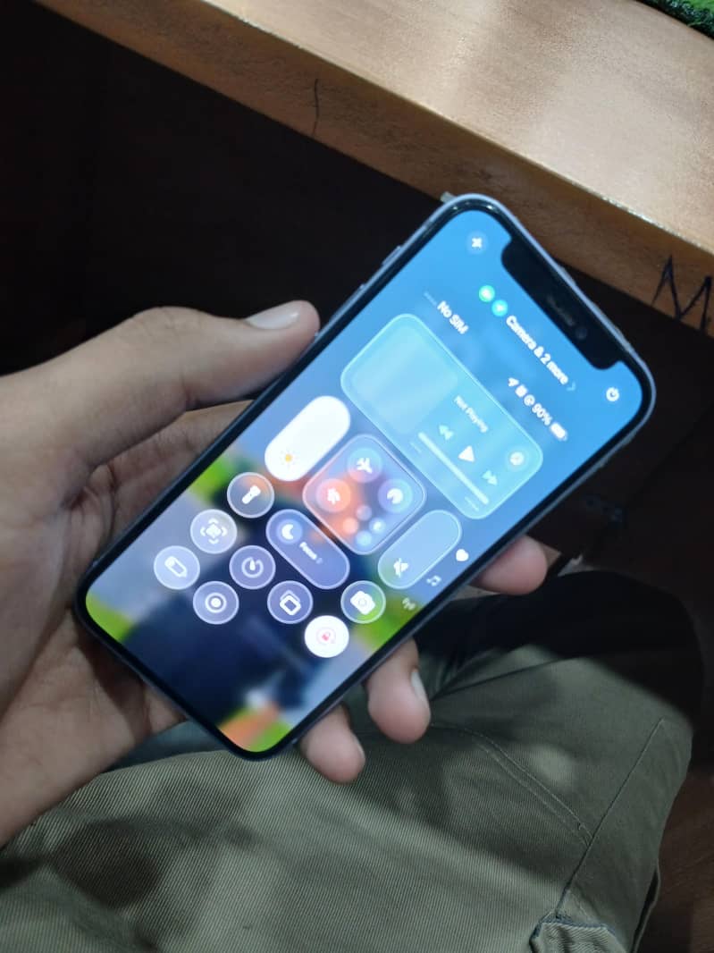 Apple iPhone 12 mini 5