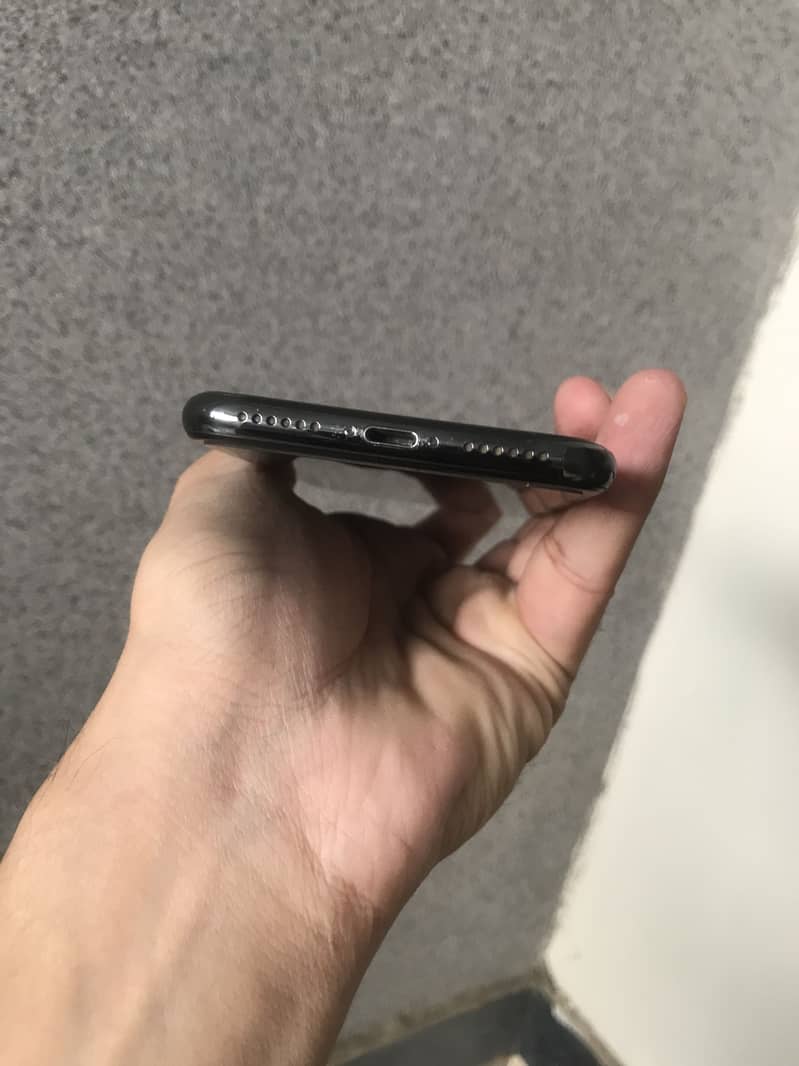 Apple iPhone X 1