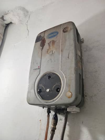 Canon 8L Gas Geysor fully functional