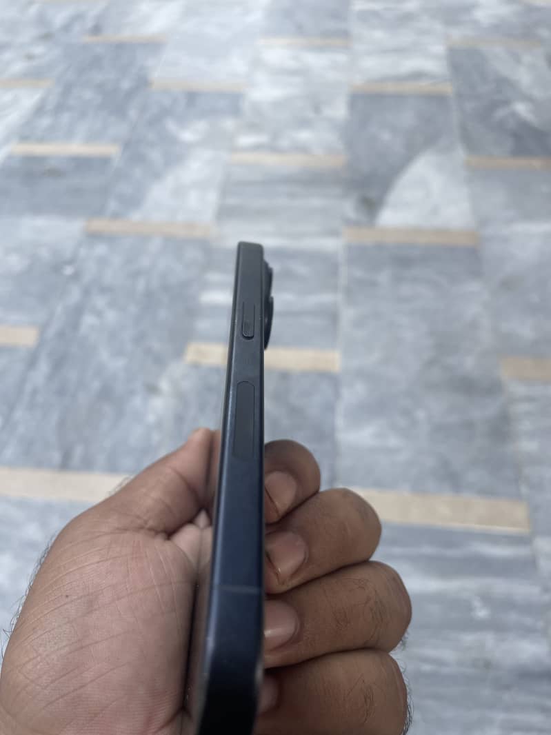Apple iPhone 15 Pro 7