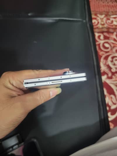Samsung Mobile Z Flip 7
