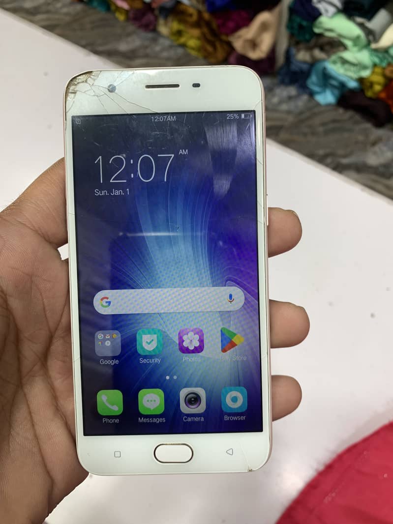 OPPO A57 1