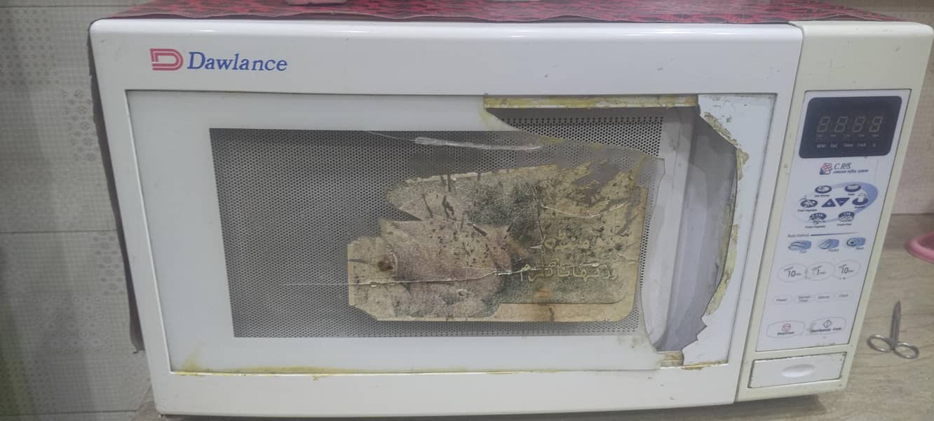 Microwave oven 4