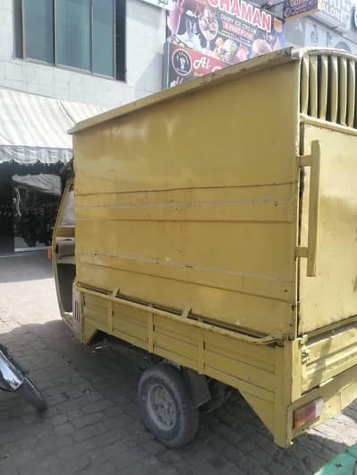 auto riksha clear condition no issue no accident original parts