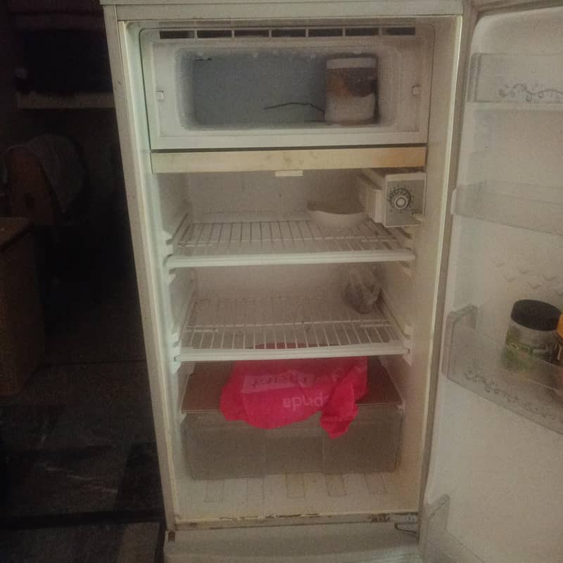Refrigerator 1