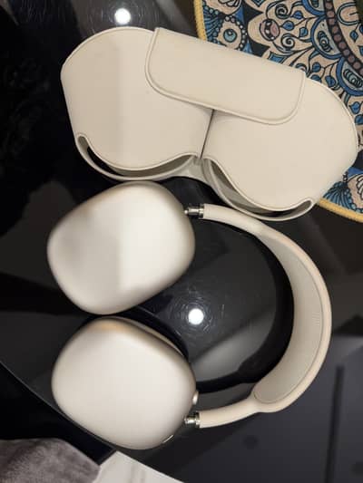 Apple AirPods Max