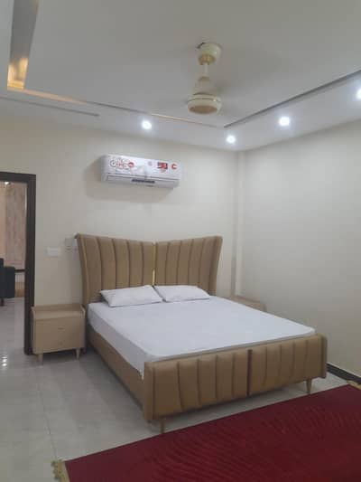 Luxury apartments fully furnished in Model Town link road