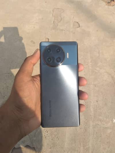 Tecno Spark 20 Pro Plus