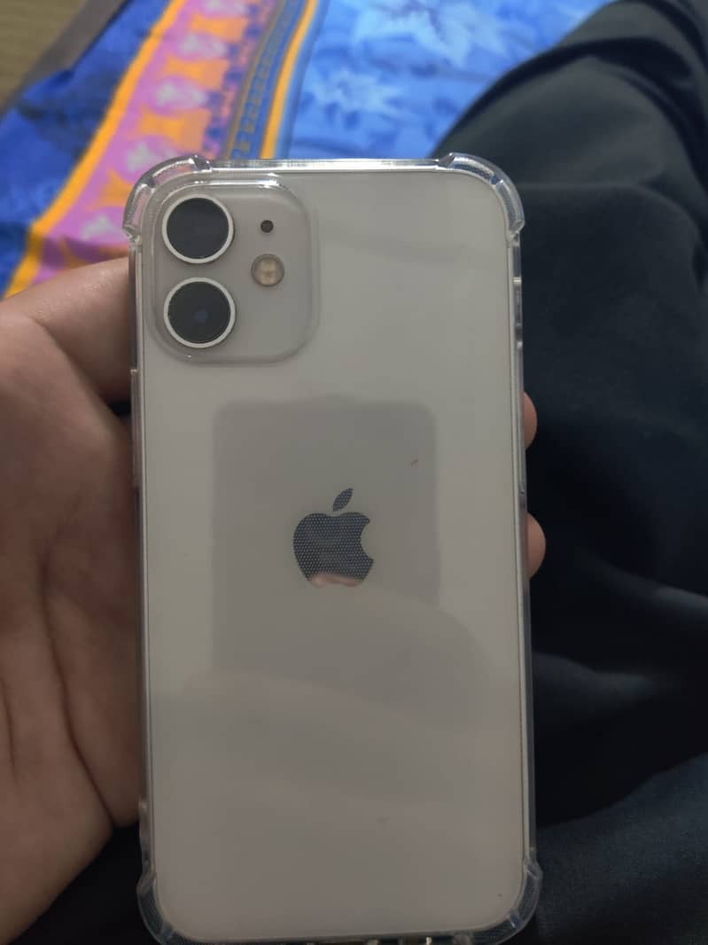 Apple iPhone 12 mini 1