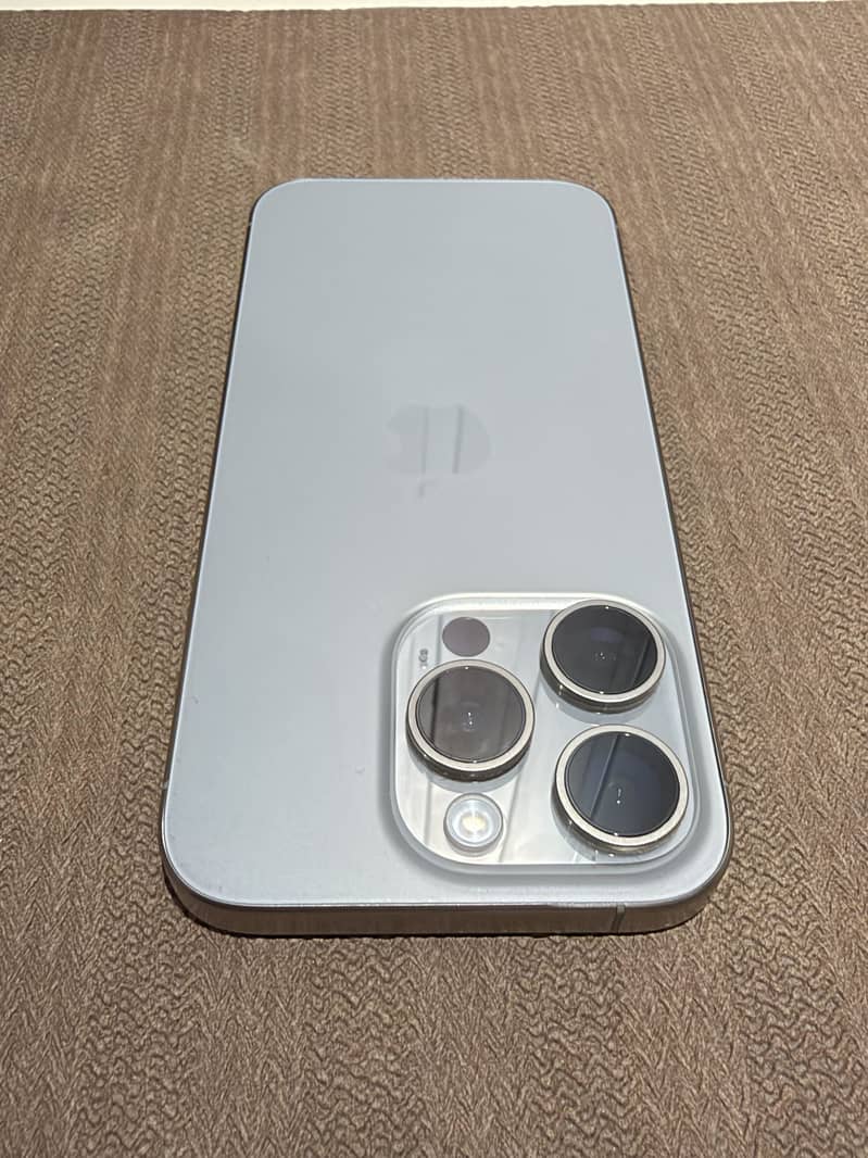 Apple iPhone 15 Pro 9