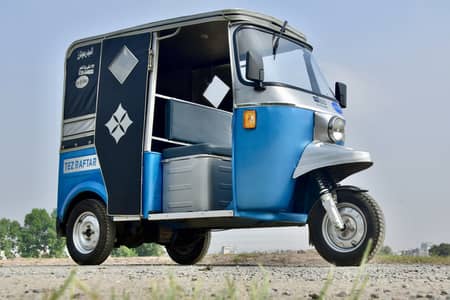 Driver Tez Raftar Electric Rikshaw
