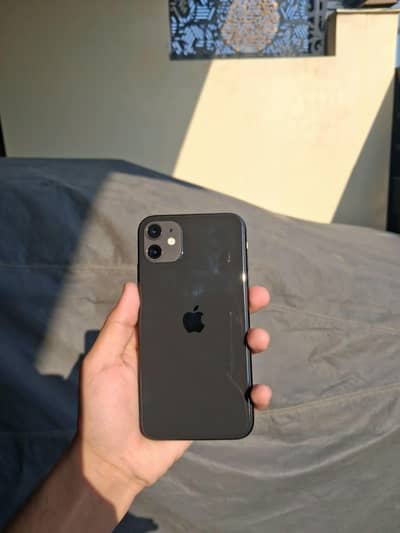 iPhone 11 64gb pta approved waterpack 10/10 scratvhless