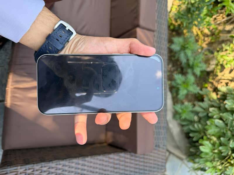 Apple iPhone 17 Pro Max 1