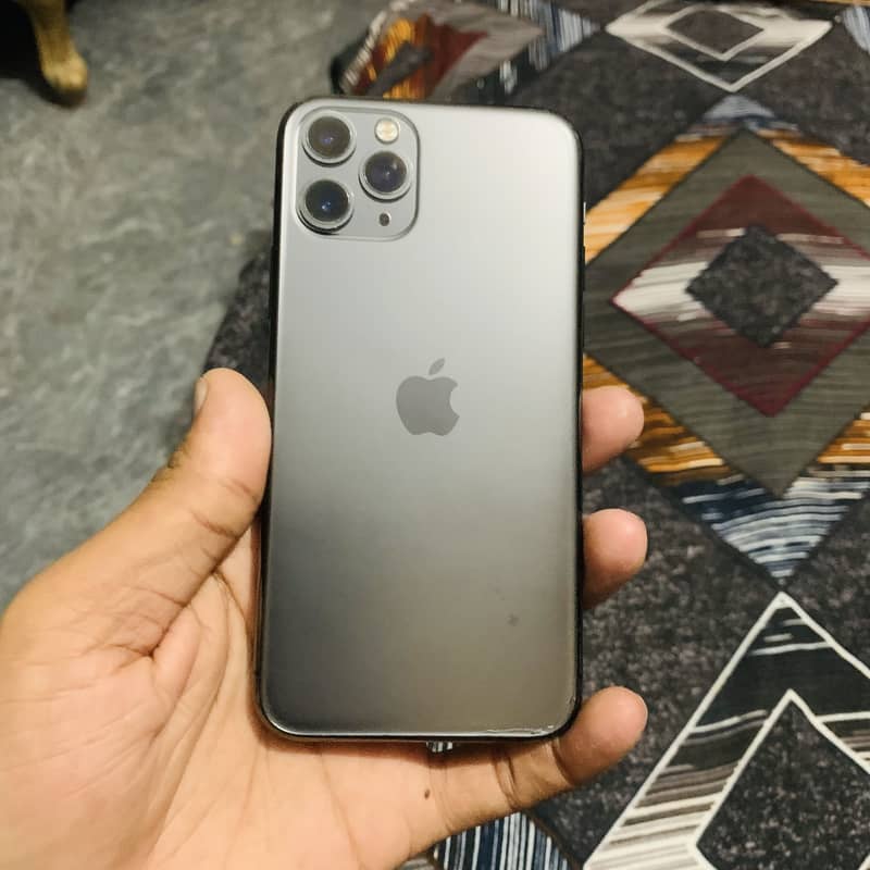 Apple iPhone 11 Pro 0