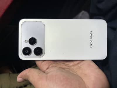 Tecno Spark 40
