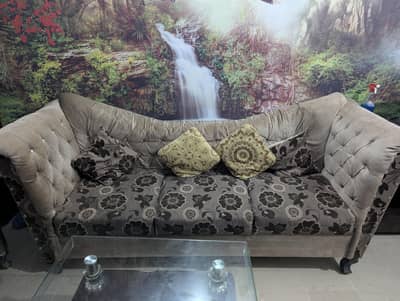 look like brand new sofa set 7 seater for sale
