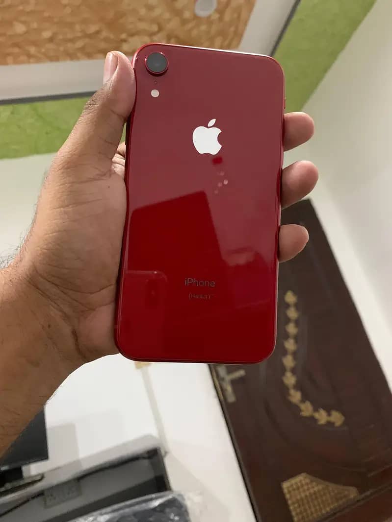 Apple iPhone Se (2nd Gen) 1
