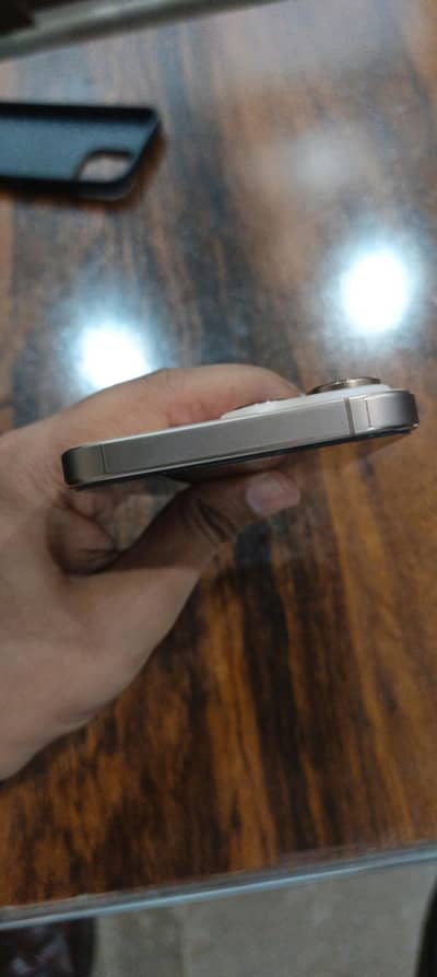 Apple iPhone 16 Pro Max