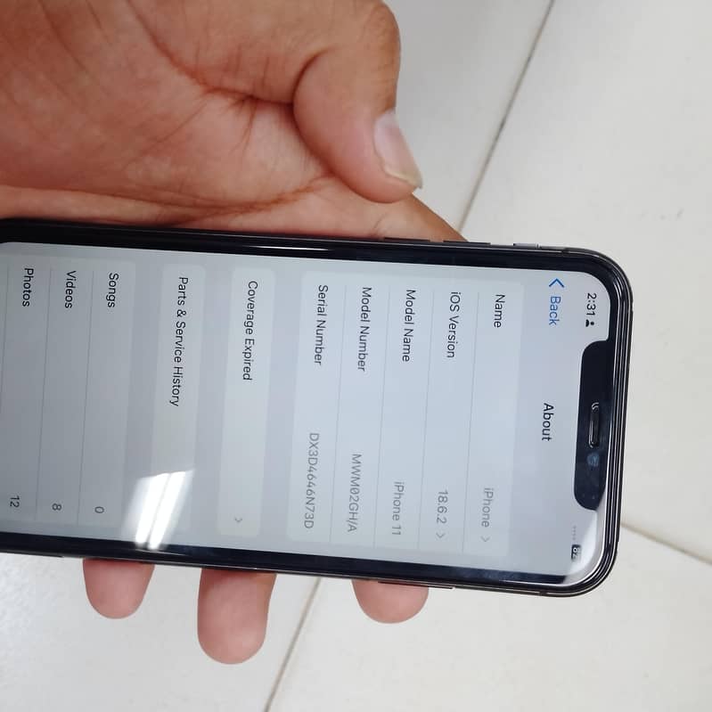 Apple iPhone 11 7