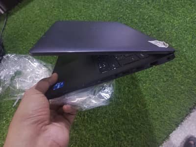 dell latitude 3420 i3 11th gen 4gb ddr4 128gb sad nvme backlight