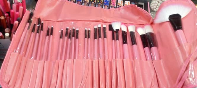 Pink Makeup Brush Set - 24 Pcs Professiopinnal