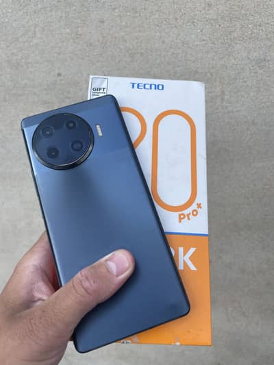 Spark 20 Pro Plus 8/256gb 03346589202