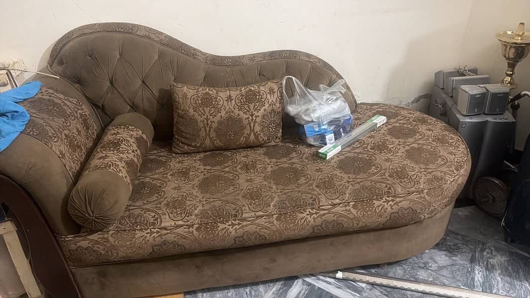 Sofa set 0