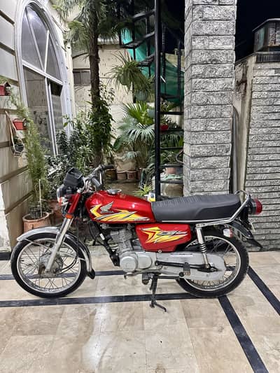 Honda CG 125 2021 model