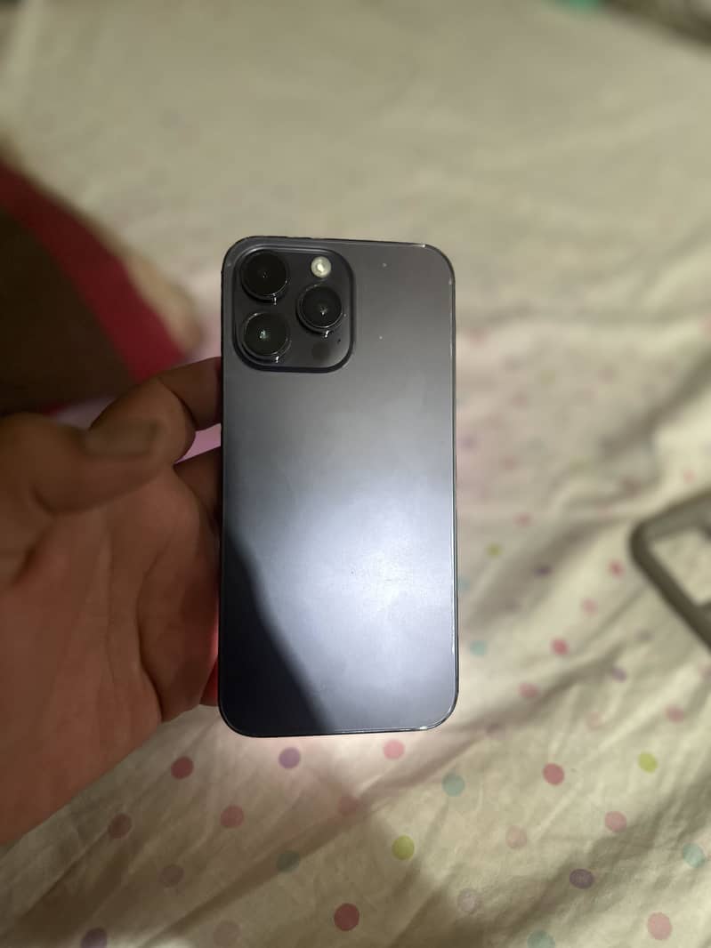 Apple iPhone 14 Pro Max 0