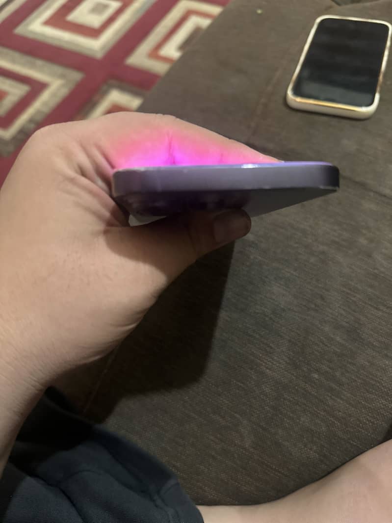 Apple iPhone 14 Pro Max 1