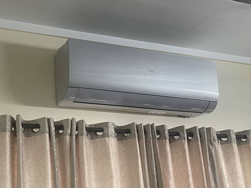 Haier Split inverter AC 1