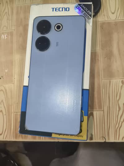 Tecno CAMON 20