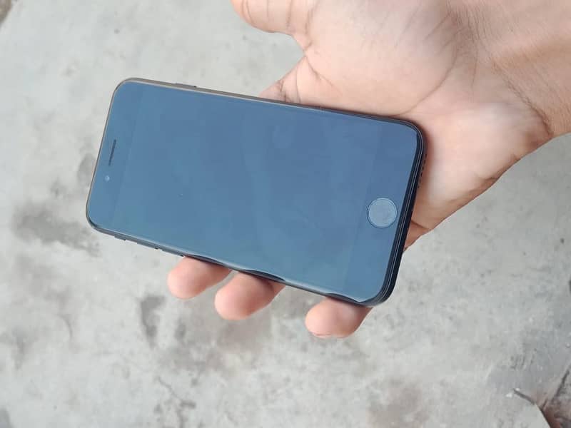 Apple iPhone SE 1