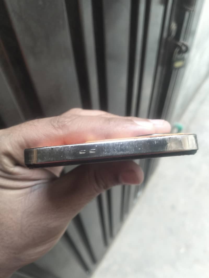 Infinix Note 30 1