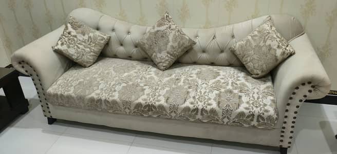 5 seater sofa set with tables