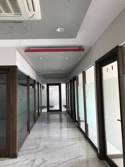 Ready to Move Office Space Available for Rent in Blue area Total 5000-SQF,