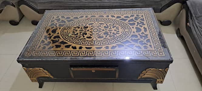 Center Table fro urgent sale