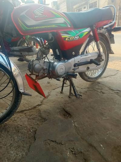 i am selling honda cd 70