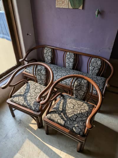 Beautiful Wooden Sofa Set – 1 Three-Seater + 2 Chairs"