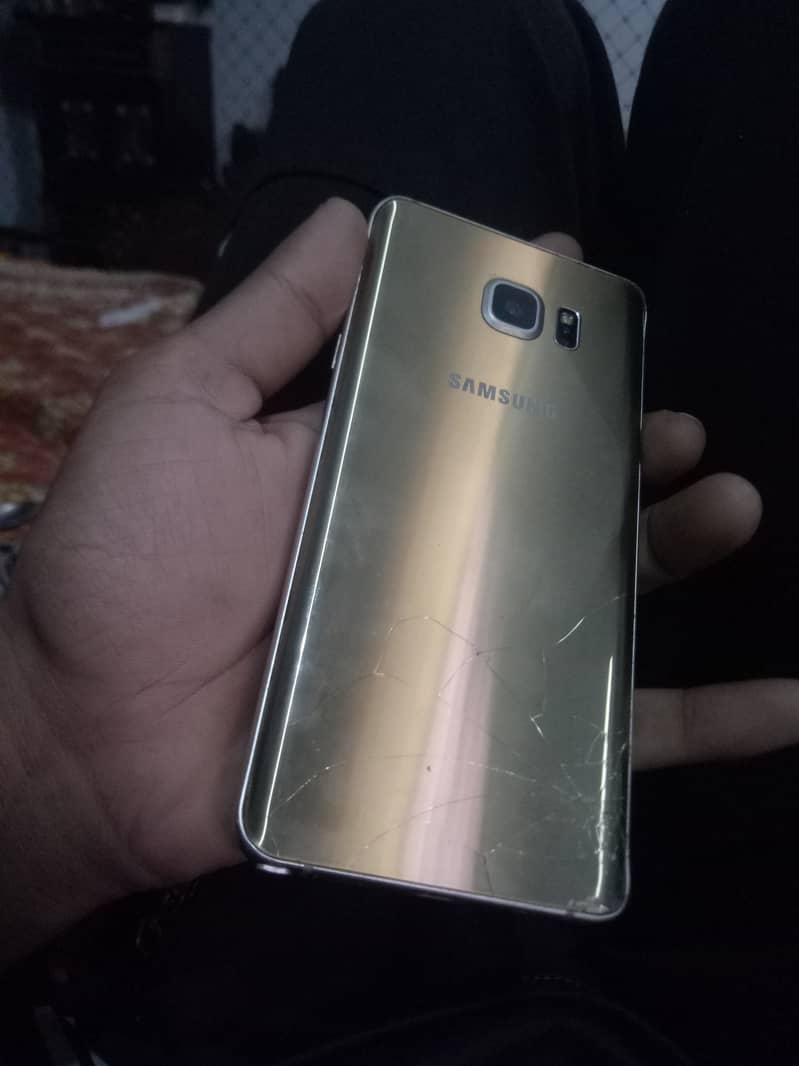 Galaxy Note 5  Exchange possible 3