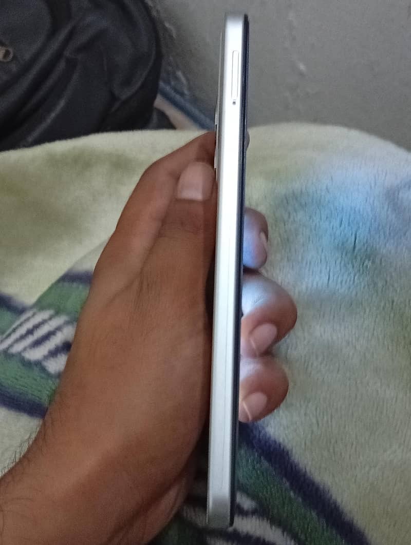 Tecno Spark 40 3