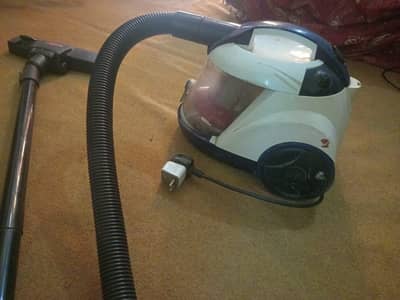 BISSELL Vacuum Cleaner Machine – Excellent Condition